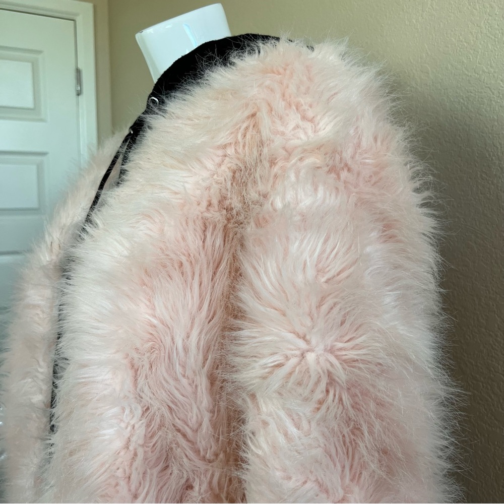 Current Mood Dolls Kill Women's Pink Faux Fur Harness Jacket - Picture 9 of 12